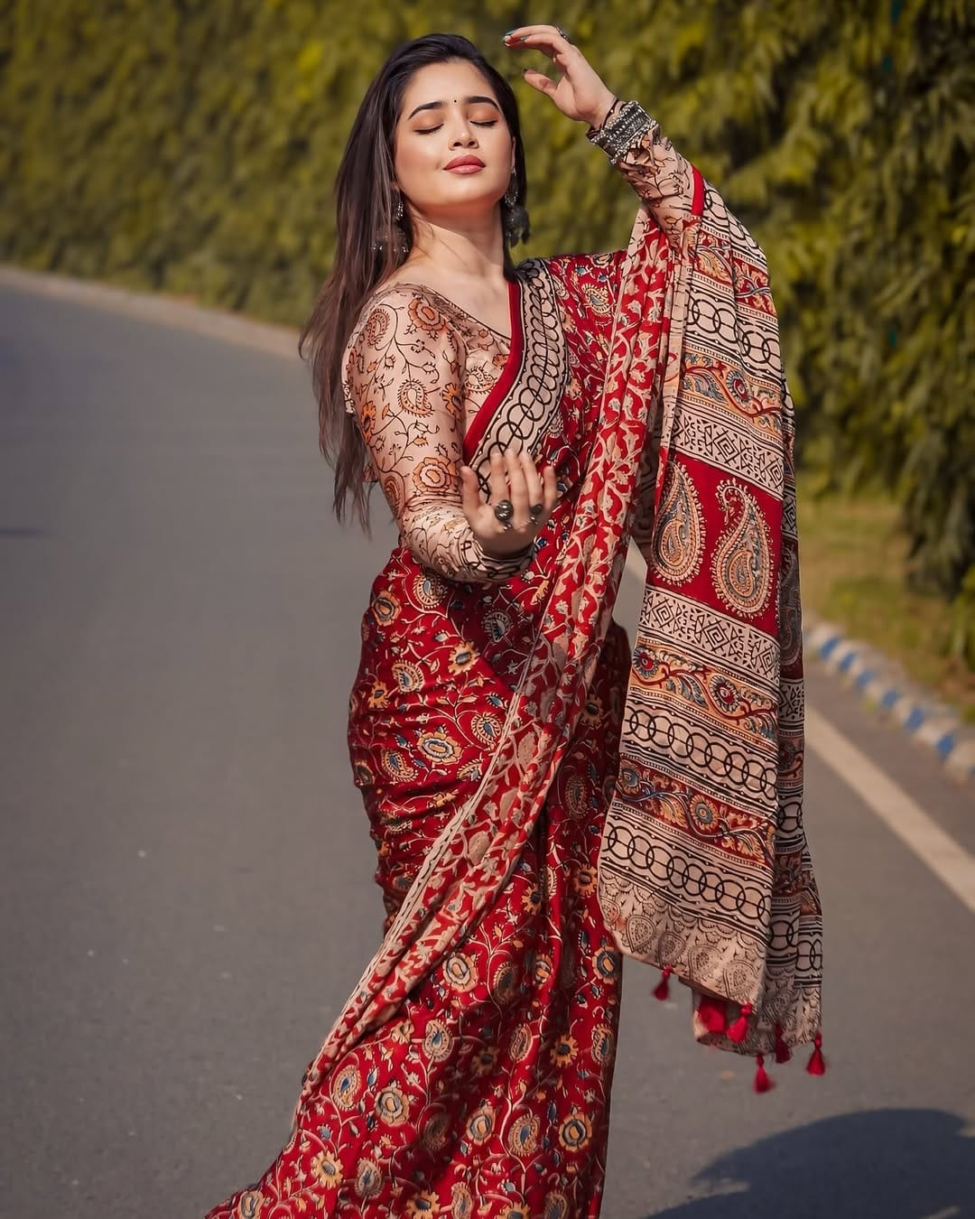 1 সেমি মসলিন” শাড়ি BUS-222 - Image 1